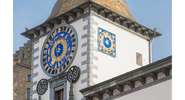 Un temps d'arrêt pour l'horloge de l'hôtel de Ville.